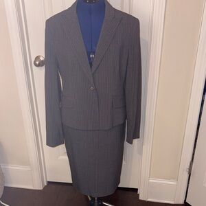 BCBGMaxAzria 2 pc Gray Pinstripe suit Skirt and Blazer set